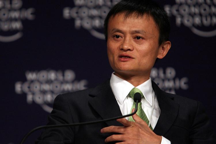 Jack Ma. Foi rejeitado 30 vezes em empregos e depois tornou-se um dos mais ricos do mundo
